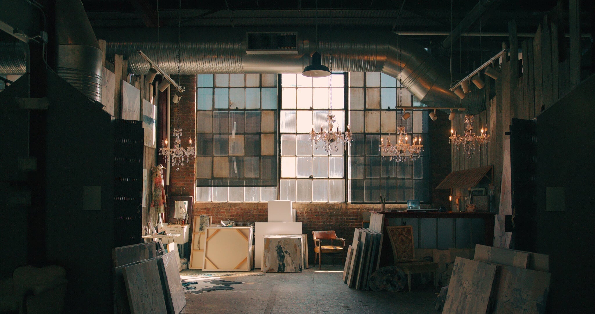 Canvas vs Framed Prints: Which Wall Art Is Best for Your Home?