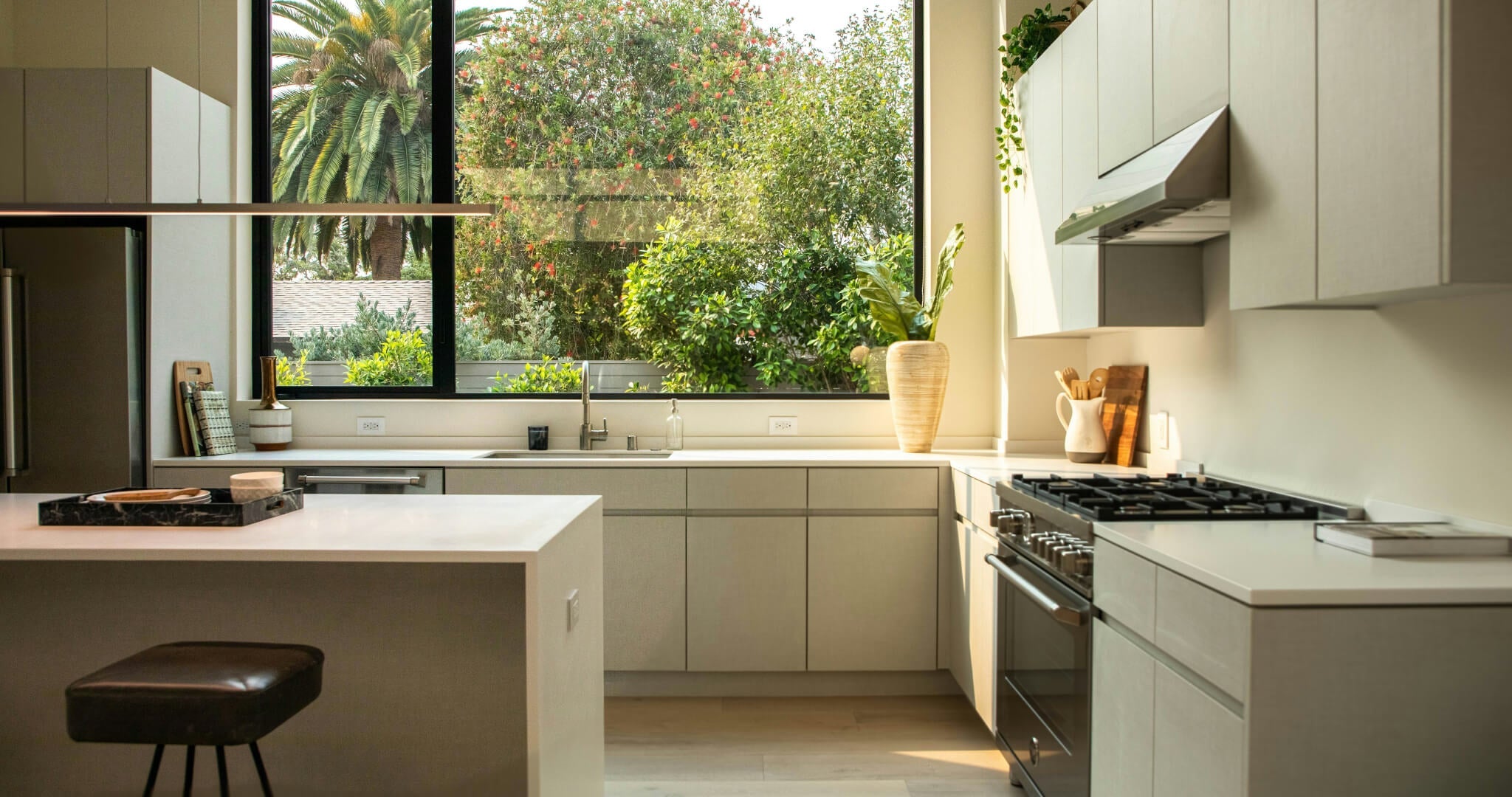 Eight Essential Pieces of Furniture for Small Spaces