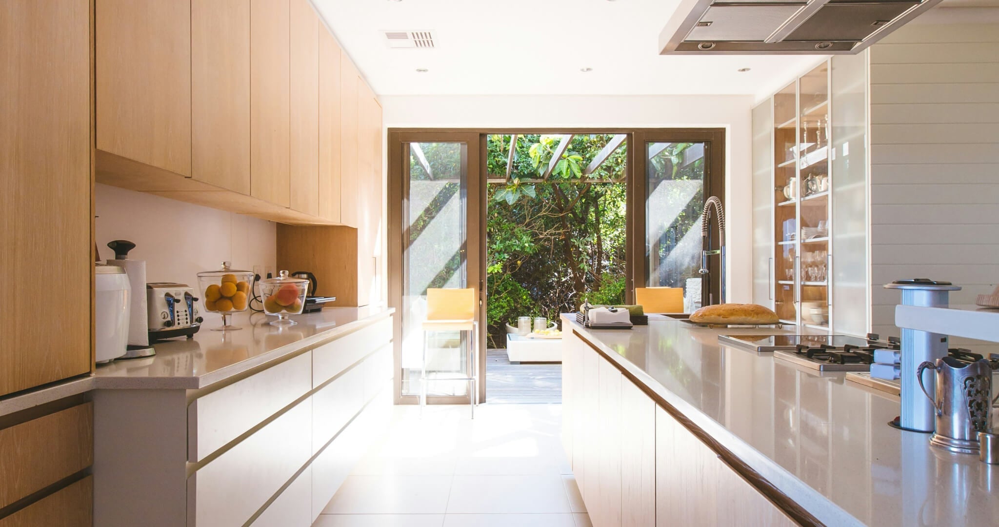 The Ultimate Guide to Choosing Wall Art for Your Kitchen