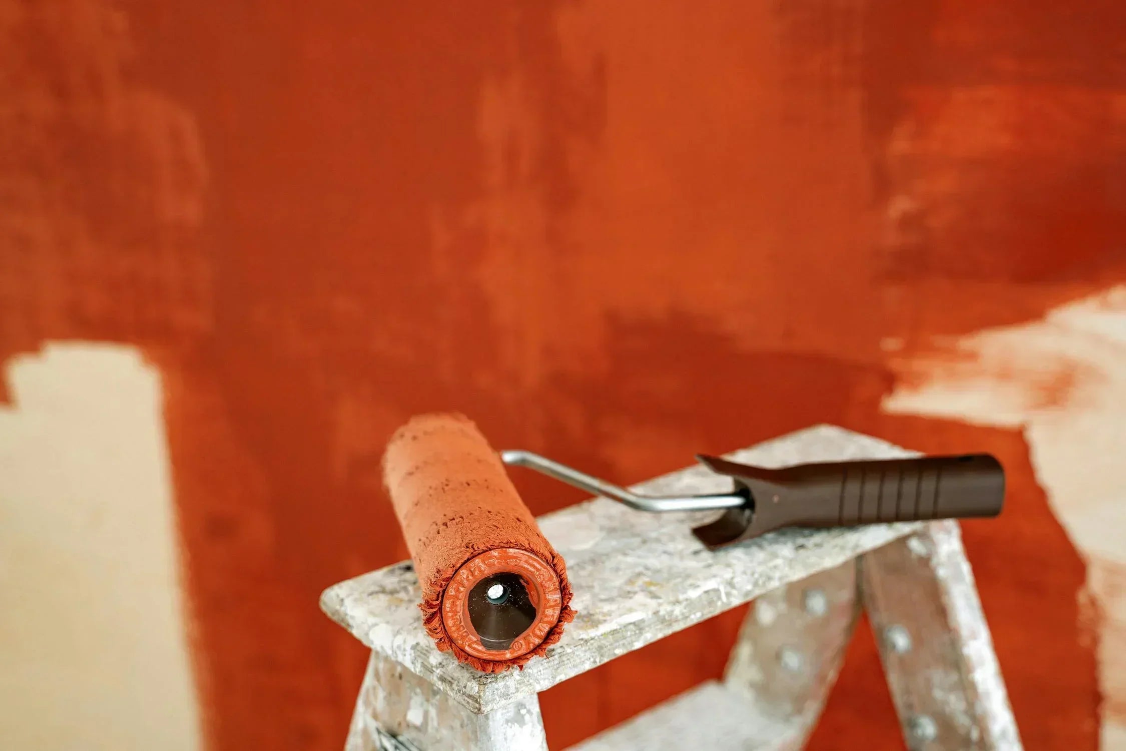 How to Match Wall Art with Your Home’s Colour Scheme